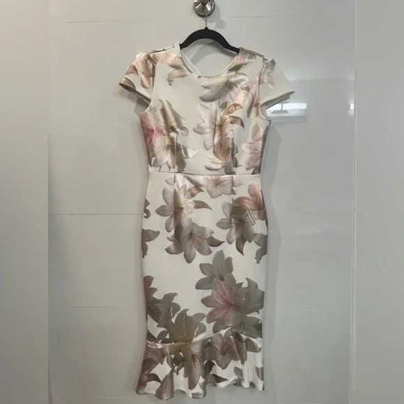 Alexa B Nites Floral Cocktail Dress with Metallic Color Flowers - Picture 5 of 10